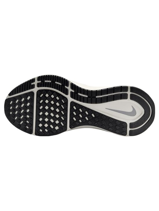 Athletic_Shoes